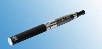 eine ce5 e-cigarette mit 900mAh